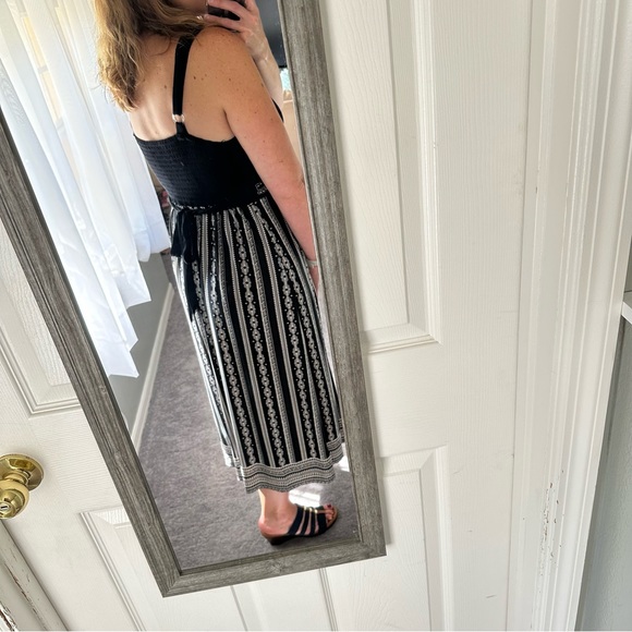 2 for $13 Smocked back midi dress medium - Picture 2 of 6